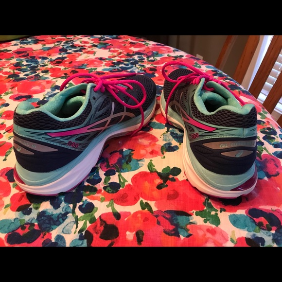 ASICS Tennis Shoes - Picture 3 of 3